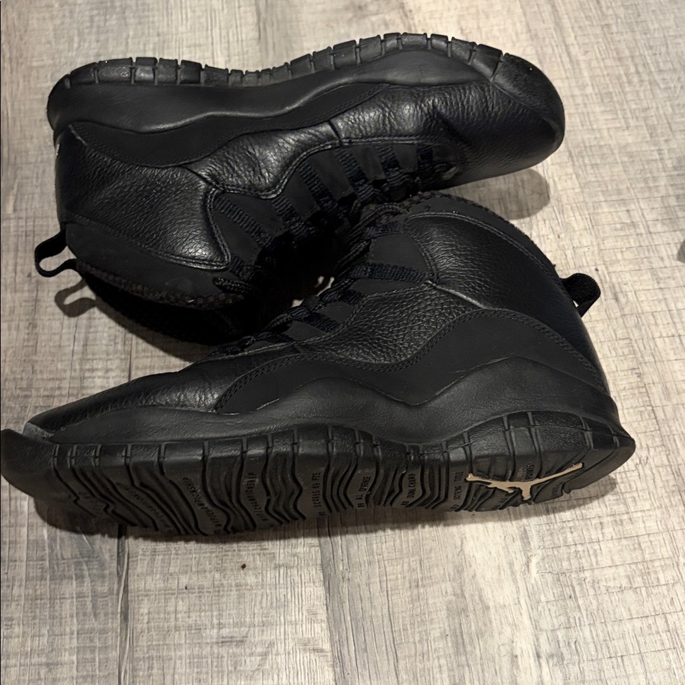 Men's Nike Air Jordan 10, left needs repair and insoles needed - Picture 4 of 8
